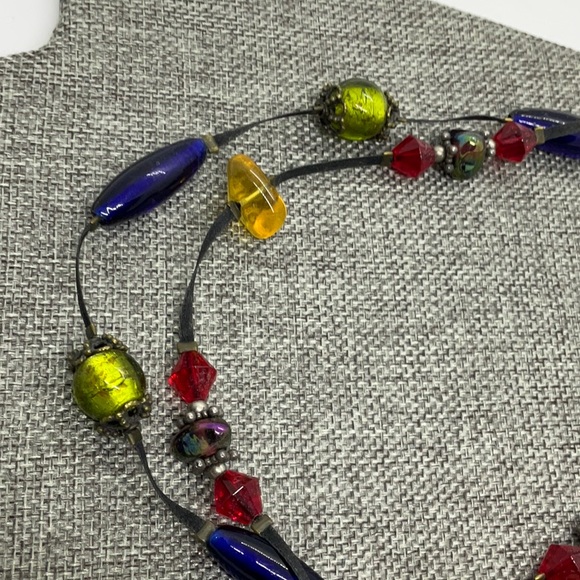 Treska Colorful Glass Bead Necklace - Picture 6 of 9